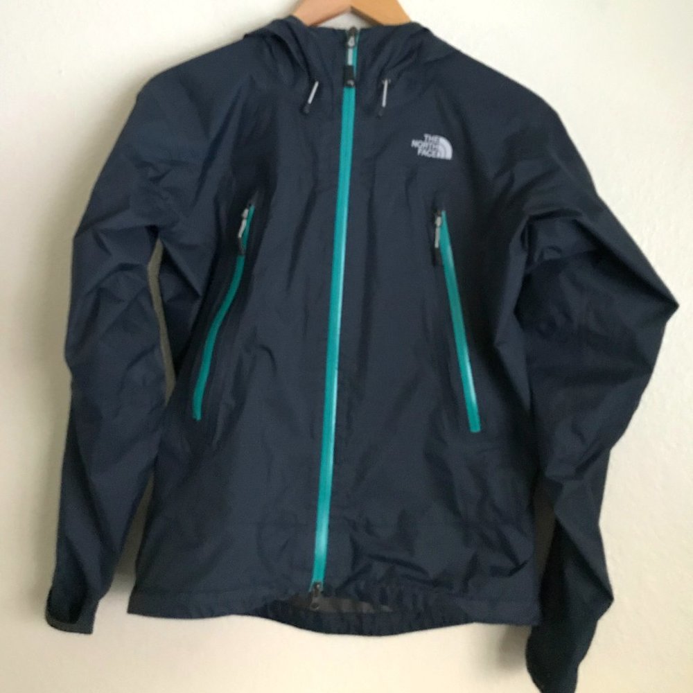 North Face Women's Small Navy Rain Jacket